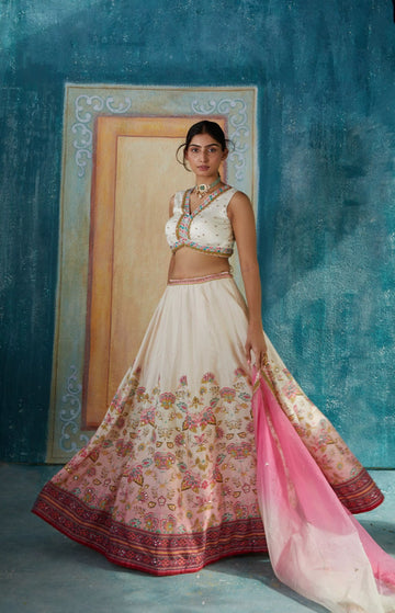 Off White lehenga Set