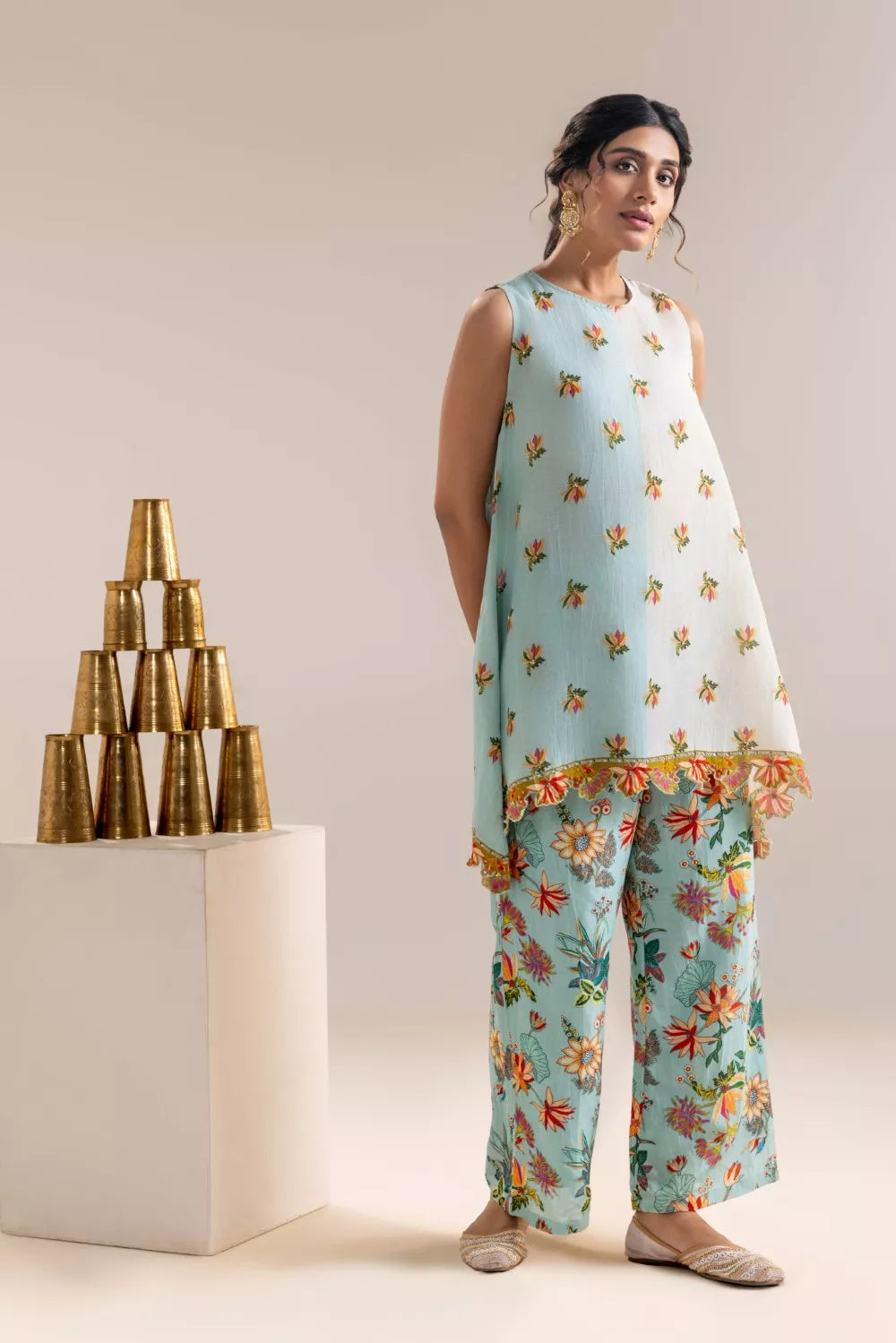 Aarani embellished kurta set