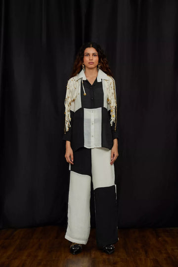 Black and White Panelled Set