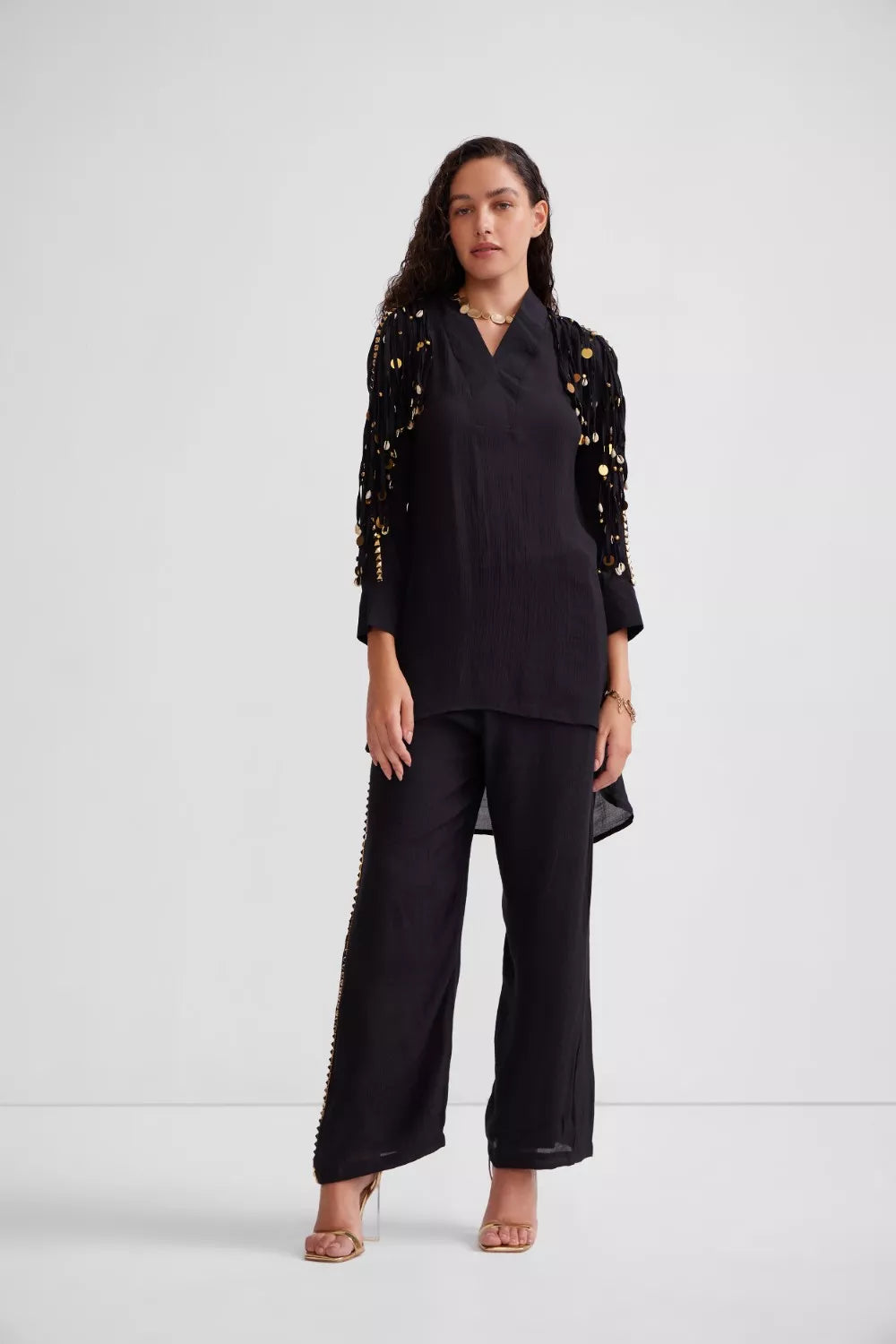 Overlap coollar tunic set