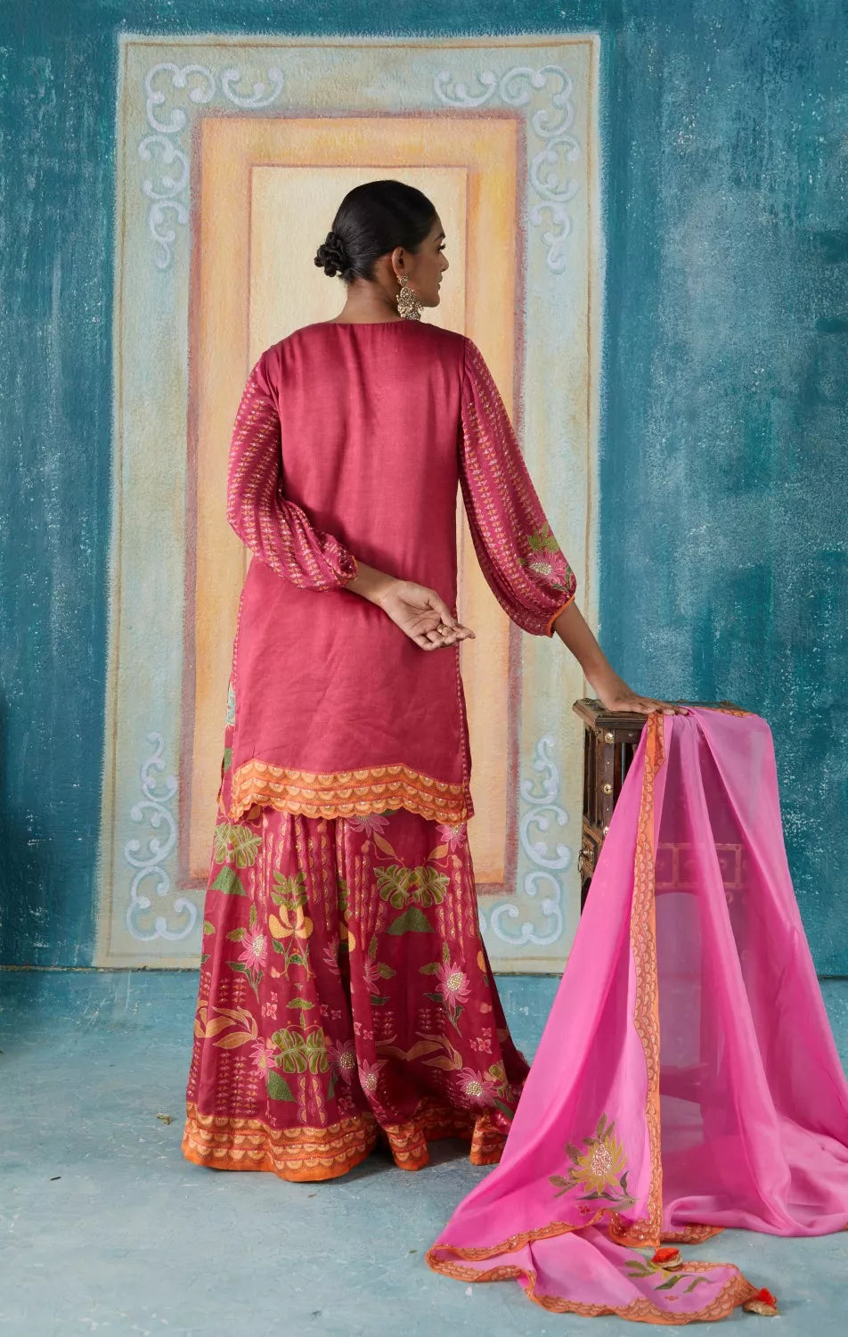 Plum Sharara