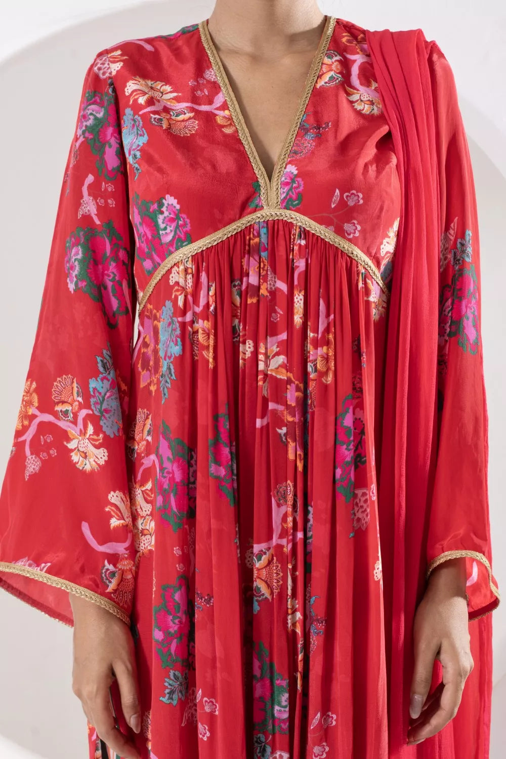 Madhubala Red Suit set